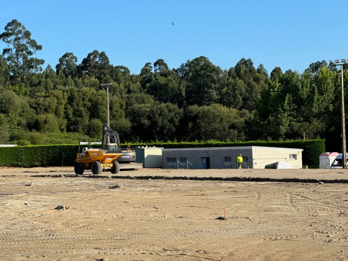 El Ayuntamiento de Sada inicia los trabajos para la renovacin del campo de ftbol de Carnoedo   